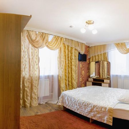 Hotel Boyard Ussuriysk Luaran gambar